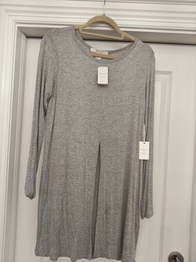 Y2K Forever 21 Light Gray Long Sleeve Tunic with Front Center Slit